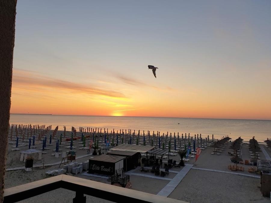 Beach Rooms Roberta Mamaia Dış mekan fotoğraf